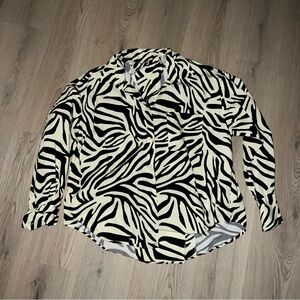 ASOS DESIGN Zebra Print Oversized Shirt Open Back Cutout Cotton Size 8- 10